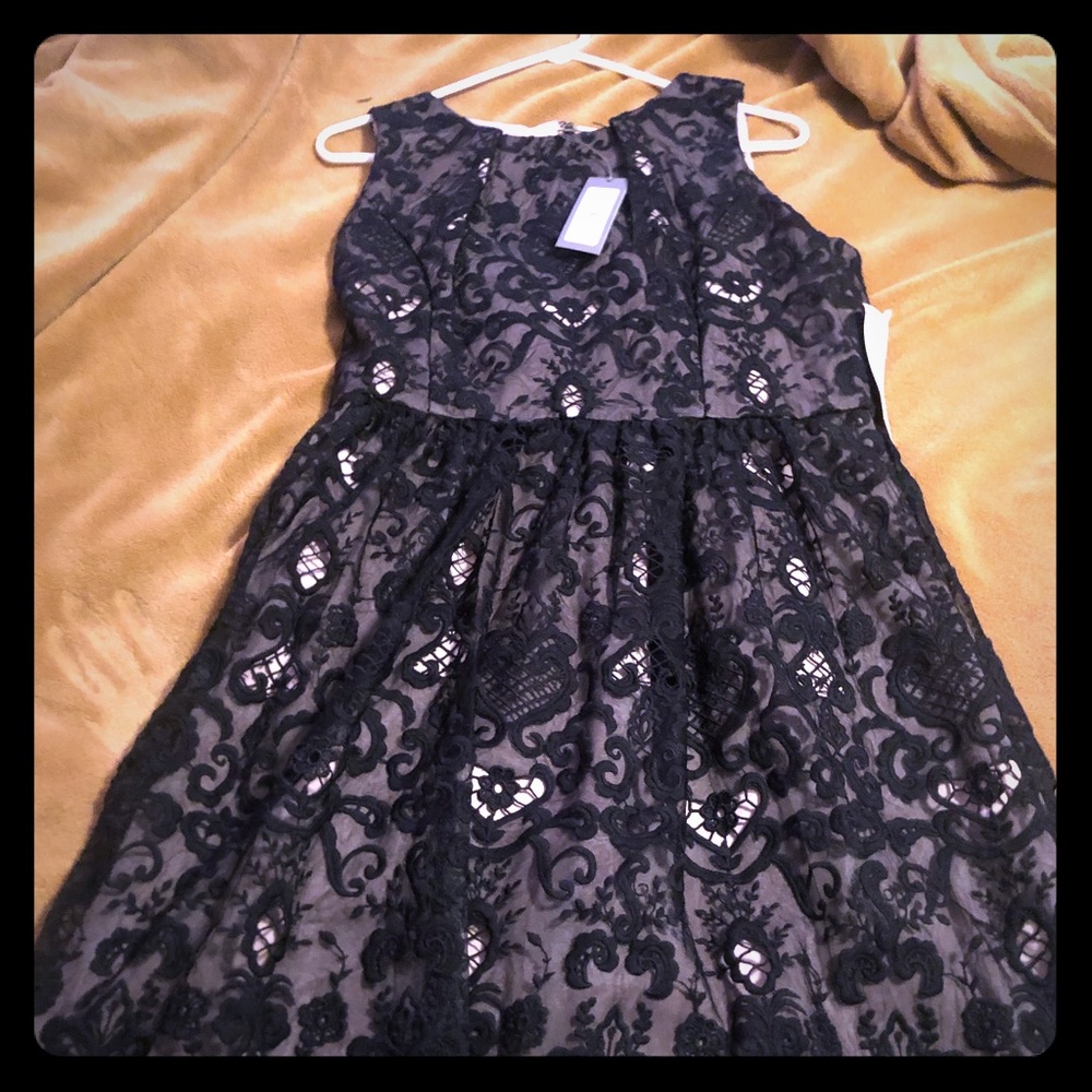 Adaline cocktail dress lace black Eva Mendes